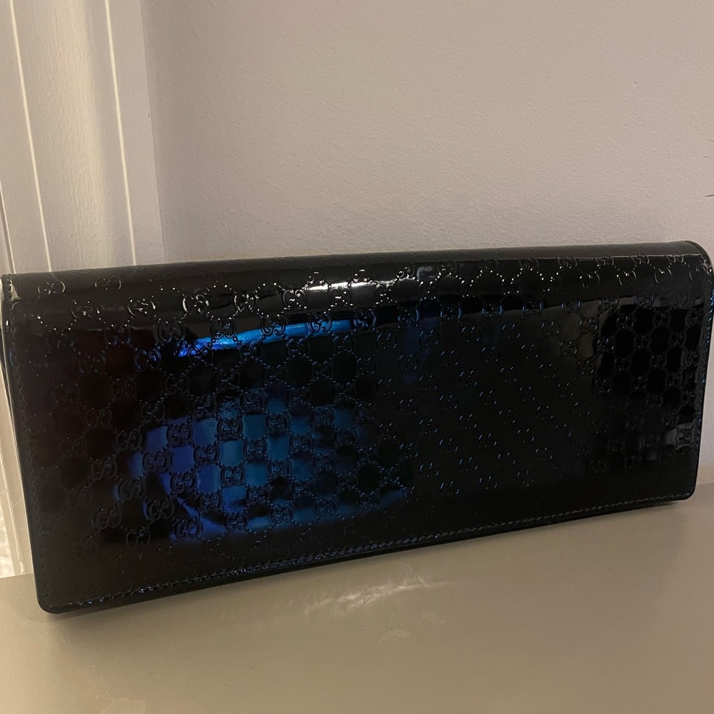 Gucci Broadway black patent Gg clutch